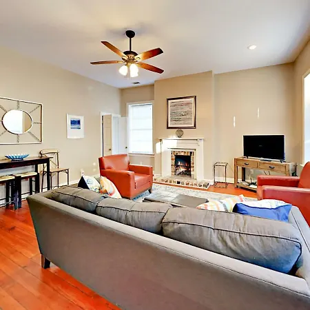 127 E Liberty Townhouse Unit B Villa